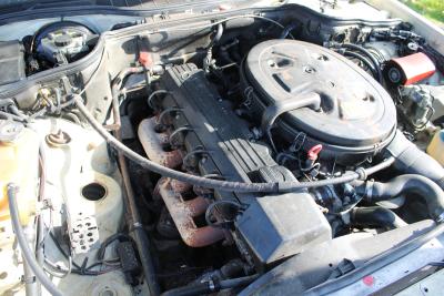 1988 Mercedes - Benz 300 SE AUTO