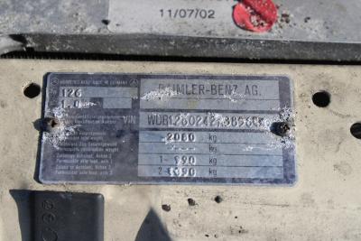 1988 Mercedes - Benz 300 SE AUTO