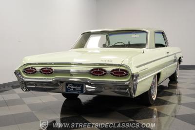 1962 Oldsmobile 98 Holiday Hardtop