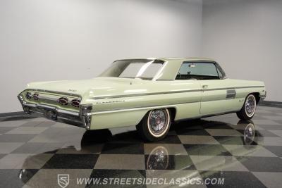 1962 Oldsmobile 98 Holiday Hardtop