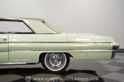 1962 Oldsmobile 98 Holiday Hardtop