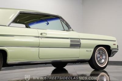 1962 Oldsmobile 98 Holiday Hardtop