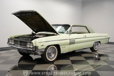 1962 Oldsmobile 98 Holiday Hardtop