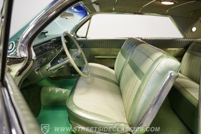1962 Oldsmobile 98 Holiday Hardtop