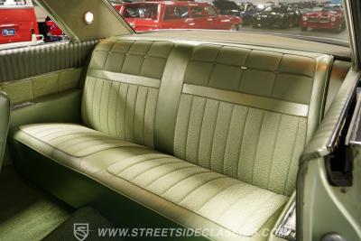 1962 Oldsmobile 98 Holiday Hardtop