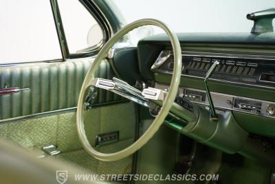 1962 Oldsmobile 98 Holiday Hardtop