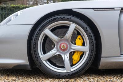 2005 Porsche Carrera GT &ldquo;The road-going race car&rdquo;