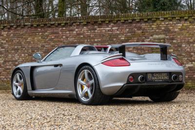 2005 Porsche Carrera GT &ldquo;The road-going race car&rdquo;