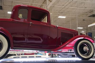 1932 Ford 5-Window All Steel