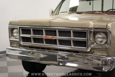 1977 GMC C1500 Royal Sierra