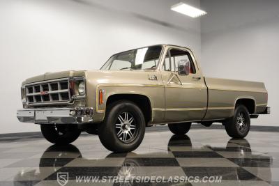 1977 GMC C1500 Royal Sierra