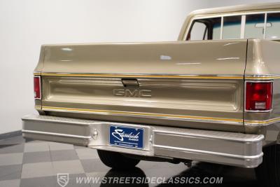 1977 GMC C1500 Royal Sierra