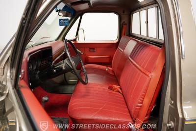 1977 GMC C1500 Royal Sierra