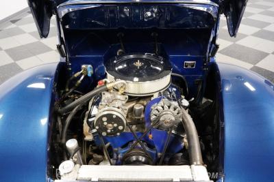 1940 Ford Deluxe Tudor Sedan