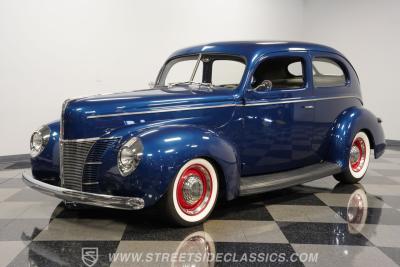 1940 Ford Deluxe Tudor Sedan