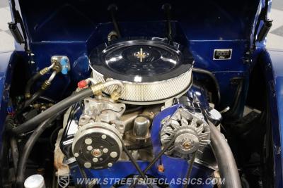 1940 Ford Deluxe Tudor Sedan