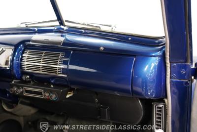 1940 Ford Deluxe Tudor Sedan