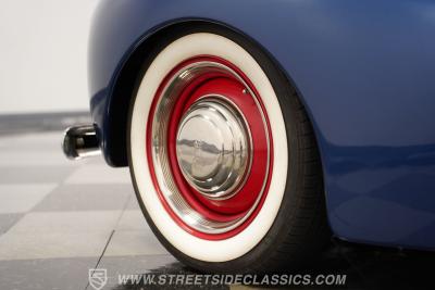 1940 Ford Deluxe Tudor Sedan