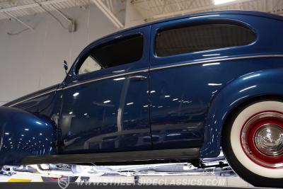 1940 Ford Deluxe Tudor Sedan