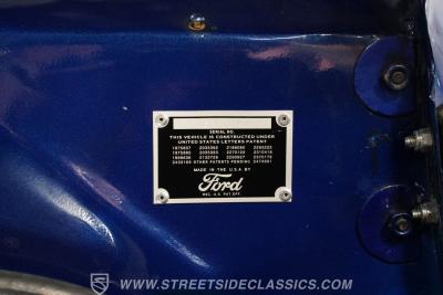 1940 Ford Deluxe Tudor Sedan