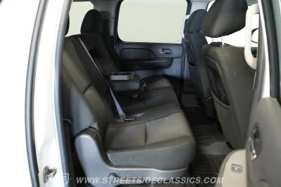 2012 Chevrolet Suburban 2500 4X4