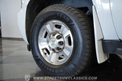 2012 Chevrolet Suburban 2500 4X4