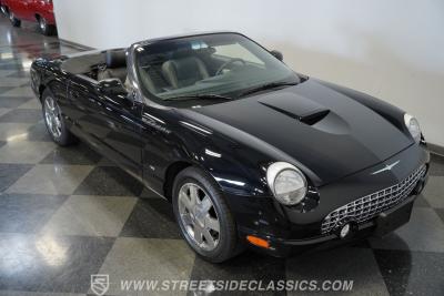 2003 Ford Thunderbird