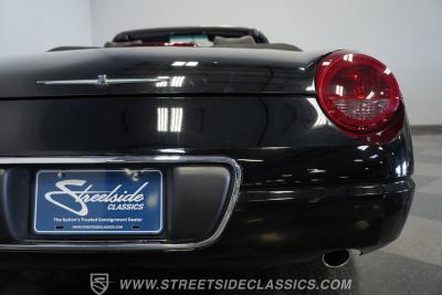 2003 Ford Thunderbird