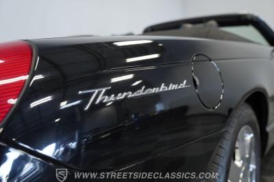 2003 Ford Thunderbird