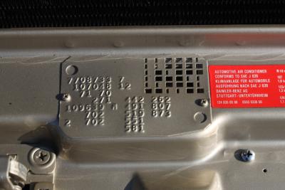 1987 Mercedes - Benz Mercedes Benz 560 SL &ldquo;Less than 31.000 miles&rdquo;