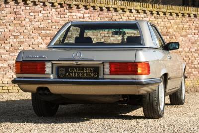 1987 Mercedes - Benz Mercedes Benz 560 SL &ldquo;Less than 31.000 miles&rdquo;