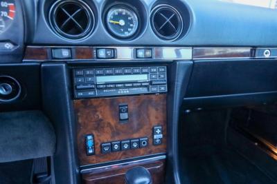 1987 Mercedes - Benz Mercedes Benz 560 SL &ldquo;Less than 31.000 miles&rdquo;