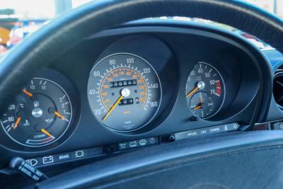 1987 Mercedes - Benz Mercedes Benz 560 SL &ldquo;Less than 31.000 miles&rdquo;