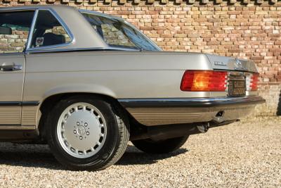 1987 Mercedes - Benz Mercedes Benz 560 SL &ldquo;Less than 31.000 miles&rdquo;