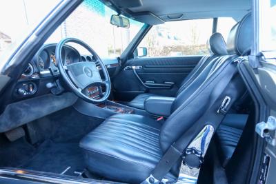 1987 Mercedes - Benz Mercedes Benz 560 SL &ldquo;Less than 31.000 miles&rdquo;