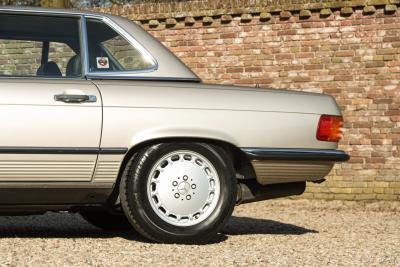 1987 Mercedes - Benz Mercedes Benz 560 SL &ldquo;Less than 31.000 miles&rdquo;