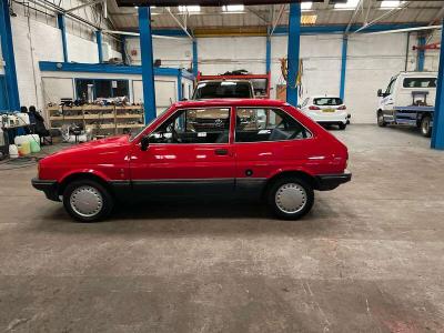 1989 Ford FIESTA GHIA CVT AUTO