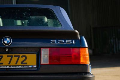 1989 BMW 325I CONVERTIBLE