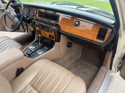 1985 Jaguar XJ6