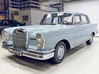 1965 Mercedes - Benz 230S