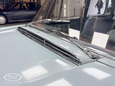 1965 Mercedes - Benz 230S