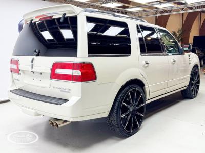 2011 Lincoln Navigator