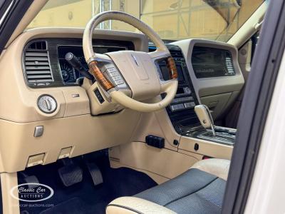 2011 Lincoln Navigator