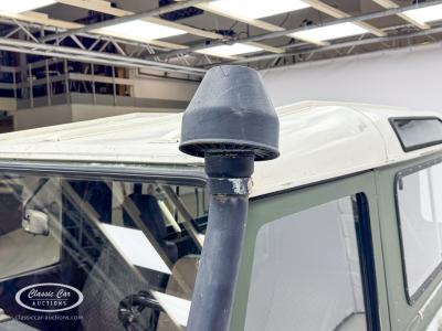 1987 Land Rover Defender