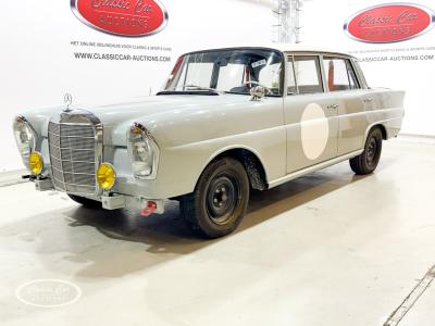 1960 Mercedes - Benz 220 SE