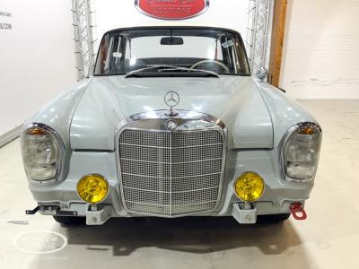 1960 Mercedes - Benz 220 SE