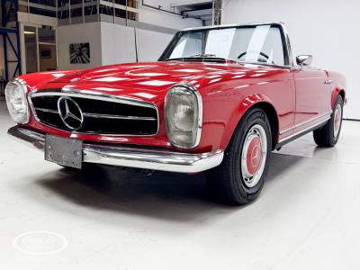 1968 Mercedes - Benz 280 SL