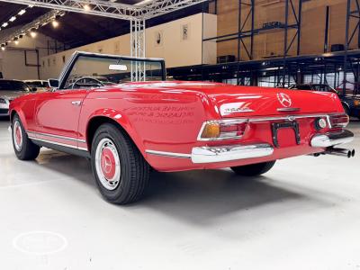 1968 Mercedes - Benz 280 SL