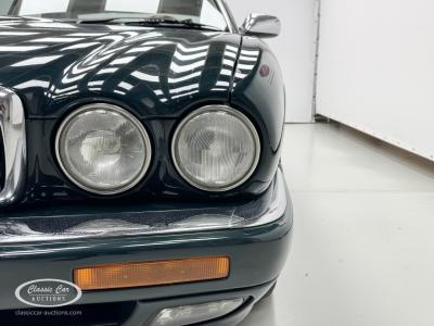 1995 Daimler Double Six