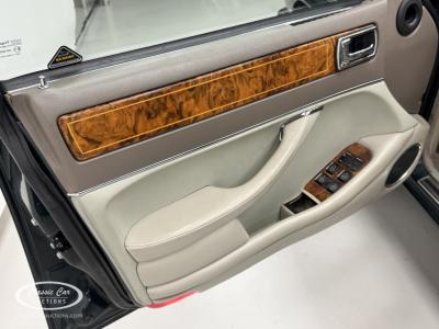 1995 Daimler Double Six